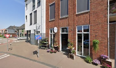 Roelie Bloem En Design, Bloemist in Holten