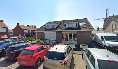 Fruitteeltbedrijf De Flora, Bloemist in Beneden-Leeuwen