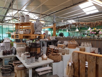 Bloemkwekerij 't Schuurke, Bloemist in Nuenen